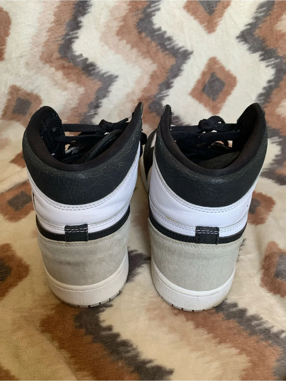 Air Jordan 1 Retro High OG White/black Lightly Used Size 12